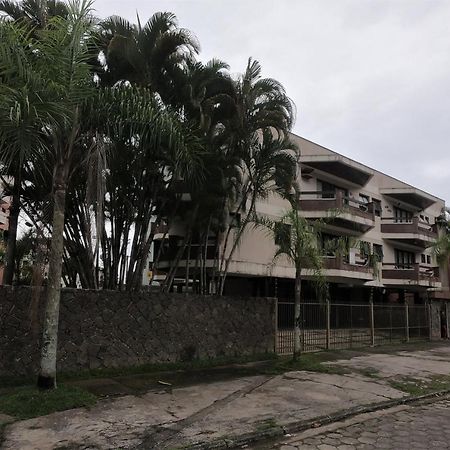 Excelente Localizacao, 400 Metros Da Praia Ar Condicionado E Wi-Fi Διαμέρισμα Ubatuba Εξωτερικό φωτογραφία